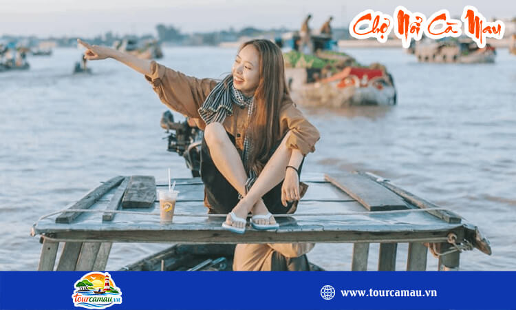 Chợ Nổi Cà Mau 